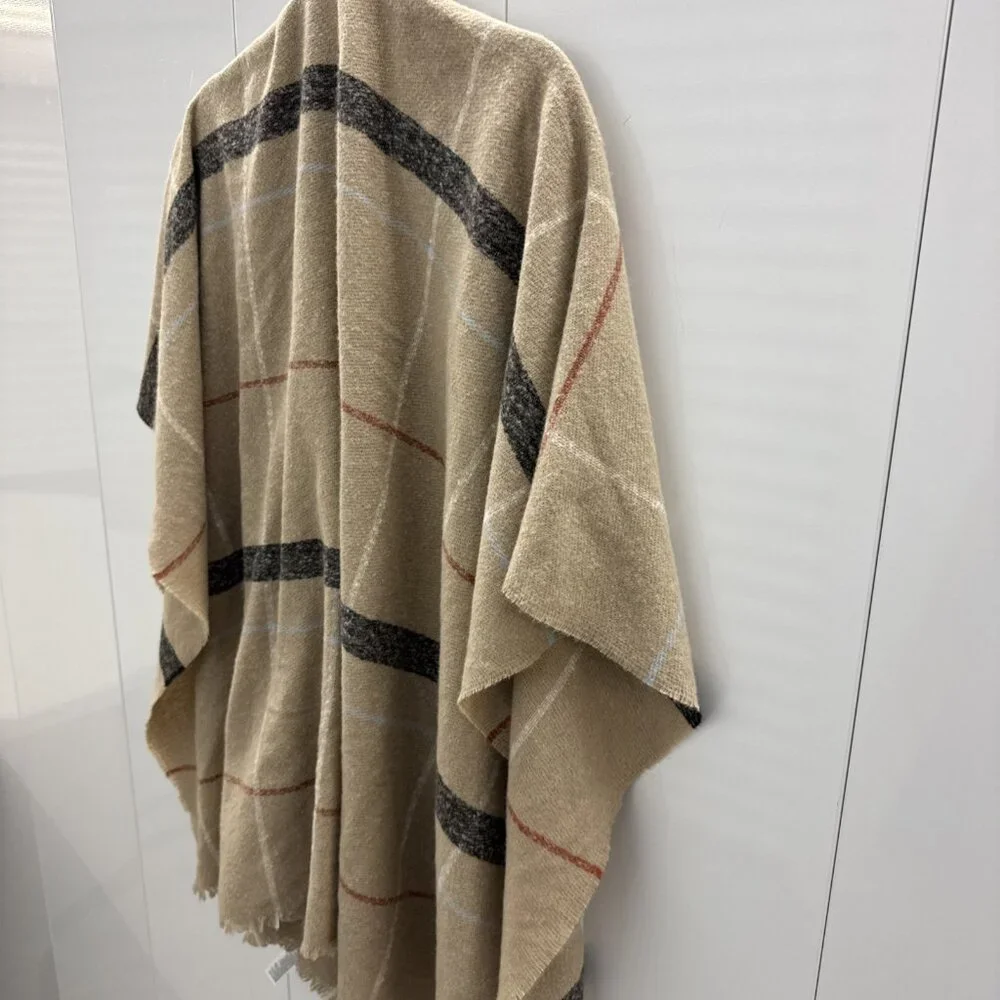 Old navy plaid tan and green shawl one size